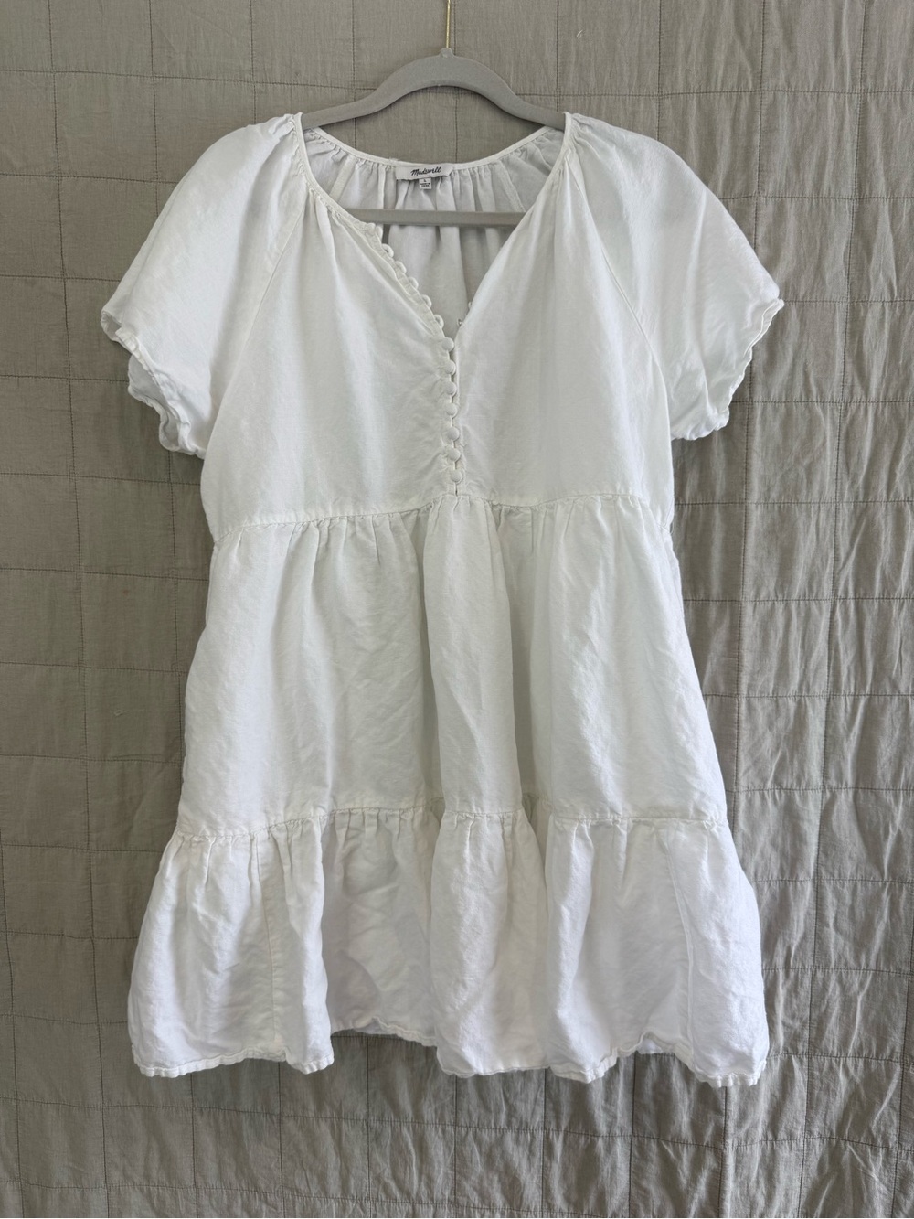 White Short-Sleeve Tiered Madewell dress